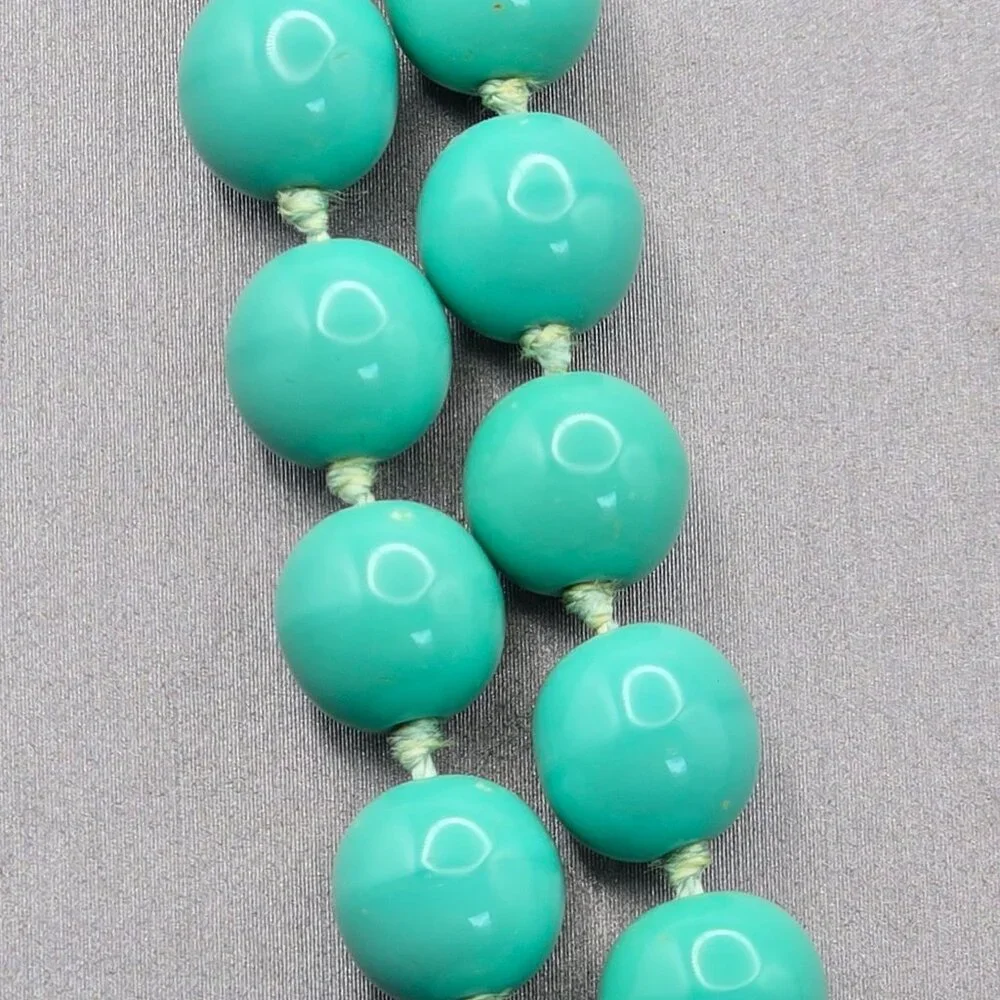 VTG Double Strand Turquoise Colored Bead Choker Necklace 15" Gold-Tone Box Clasp - Picture 3 of 15
